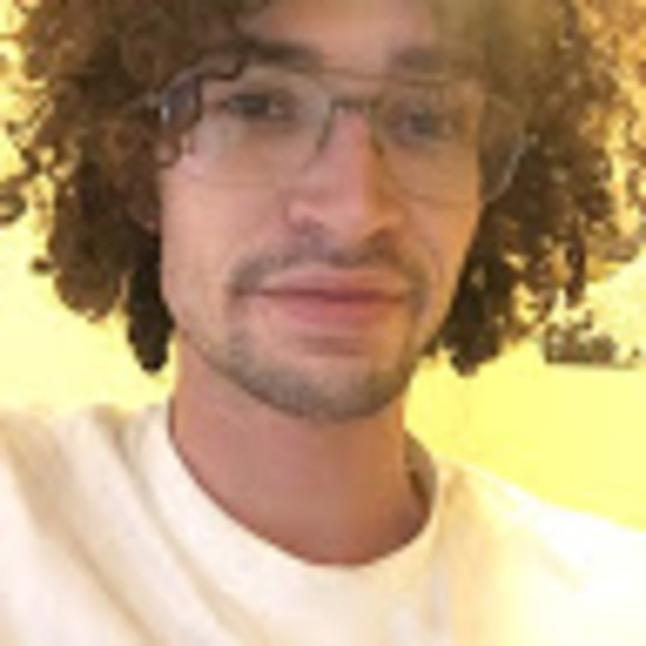 Profile Picture of David Bentley (@dbentley142) on Poshmark