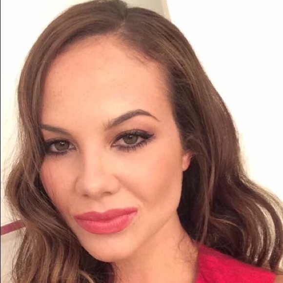 Profile Picture of Sierra Amelio (@samelio07) on Poshmark