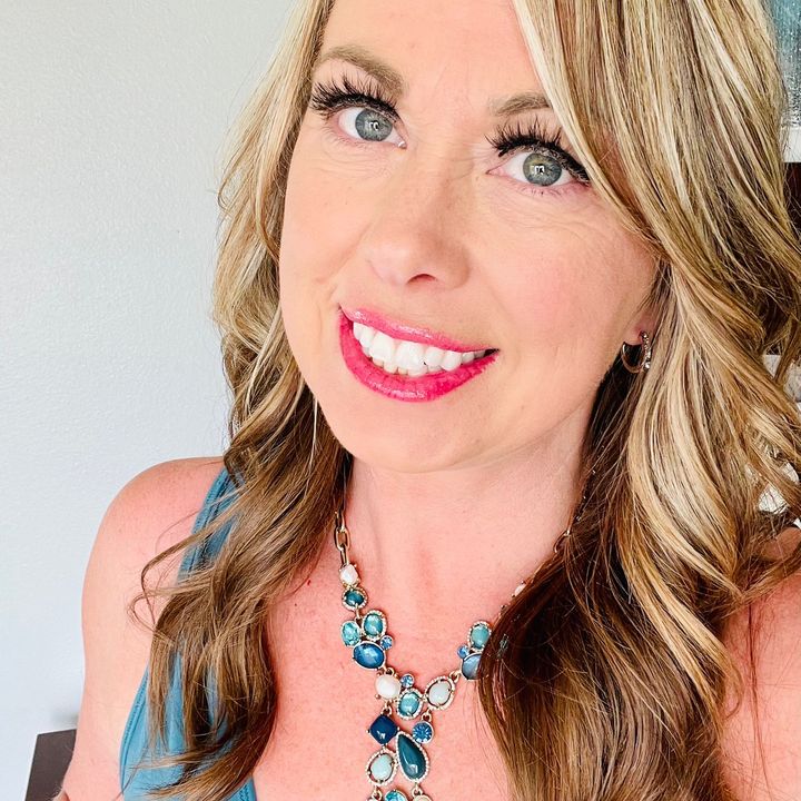 Profile Picture of Silvy (@kehrliboyz) on Tiktok