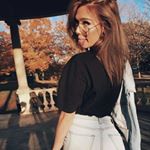 Profile Picture of Julia Longoria Poma (@julespoma_) on Instagram