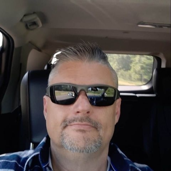 Profile Picture of Dave Dempsey (@dempsey3879) on Poshmark