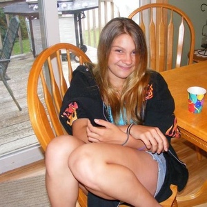 Profile Picture of Sara Etheridge (@supersweetsness) on Myspace