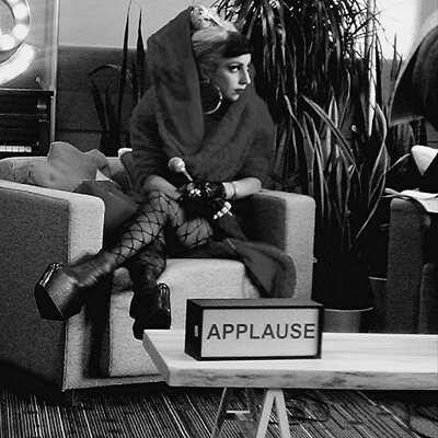 Profile Picture of Anna Schwarzenbacher (@Anna_is_qaqa_xD) on Twitter