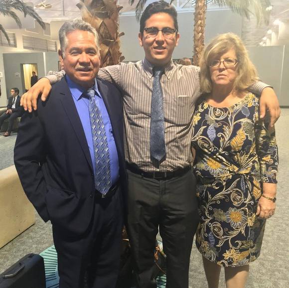 Profile Picture of David Salto (@salto96) on Poshmark