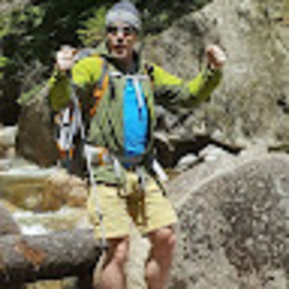 Profile Picture of David Santoro (@davidsantoro) on Poshmark