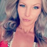 Profile Picture of April English (@april.genelle) on Instagram