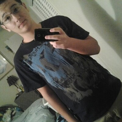 Profile Picture of Derek Burnham (@derekburnham13) on Twitter