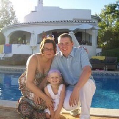 Profile Picture of Gary Mell (@mellylufc) on Twitter