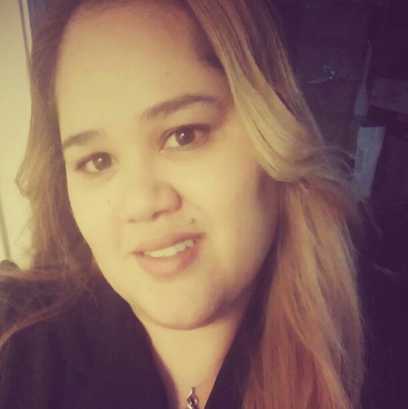 Profile Picture of Zulma Ramirez (@strictlydabest1) on Poshmark