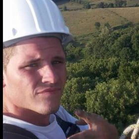 Jonathan York - Pinterest Profile Picture of Jonathan York (@brinnleyskyeyor) on Pinterest