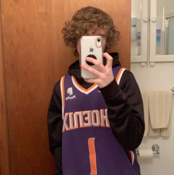 Profile Picture of Gavin Gallagher (@gallagher22) on Poshmark