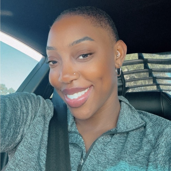 Profile Picture of Kimberly Calhoun (@kcalhoun2015) on Poshmark