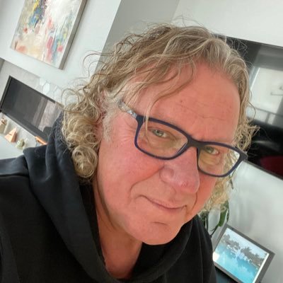 Profile Picture of Mark Clarke (@mymarklar) on Twitter