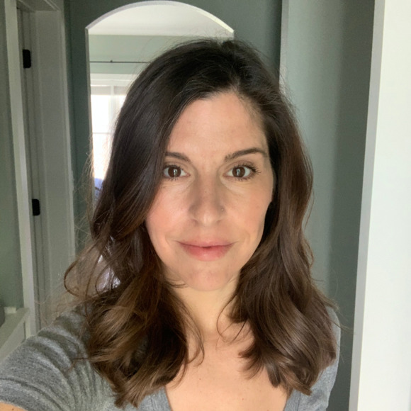 Profile Picture of Kristy Studinski (@kstudinski) on Poshmark