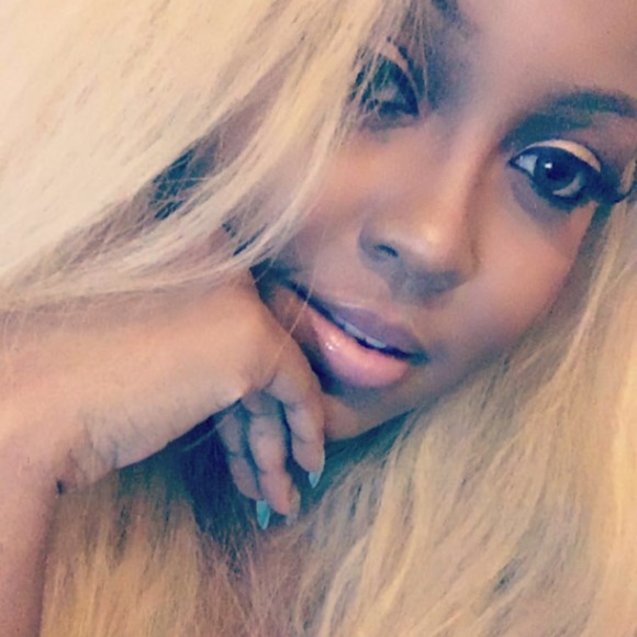 Profile Picture of Sharell Hicks (@sharellhicks) on Poshmark