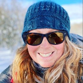 Profile Picture of Laura Zuber (@louzubes) on Pinterest