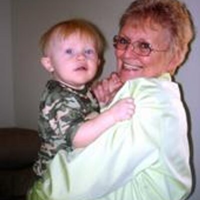 Profile Picture of Lois Campbell (@vilvens) on Twitter