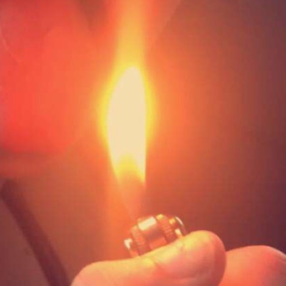 Profile Picture of Emma Maschmeyer (@emmamaschmeyer) on Poshmark