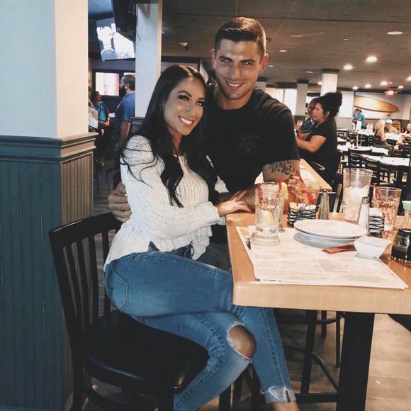 Profile Picture of Derek Mayer (@dmayer102289) on Poshmark