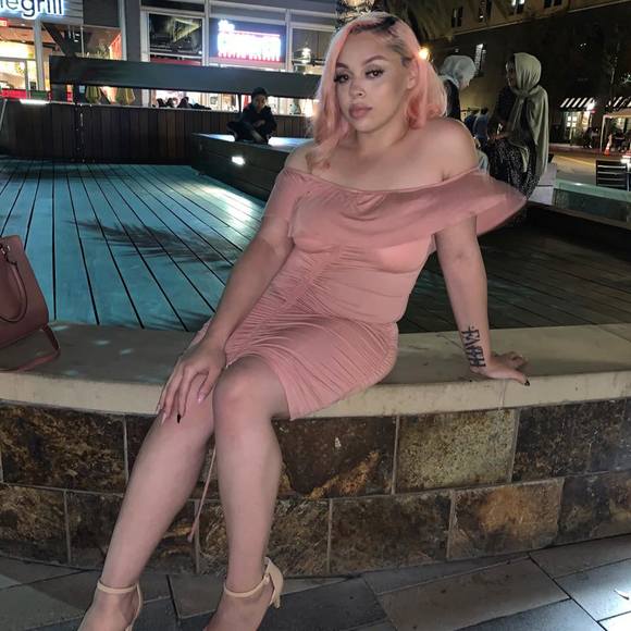 Profile Picture of Chanelle Abeyta (@chanelle_faith) on Poshmark