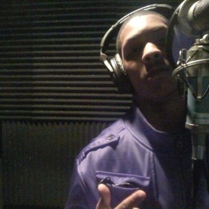 Profile Picture of Laron Lee (@dakingofdasouf) on Myspace