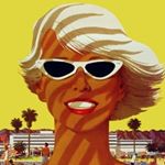 Profile Picture of Sharon Clack (@somidcentury) on Instagram