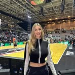 Profile Picture of Gianna Adams (@Gianna-Adams) on Facebook