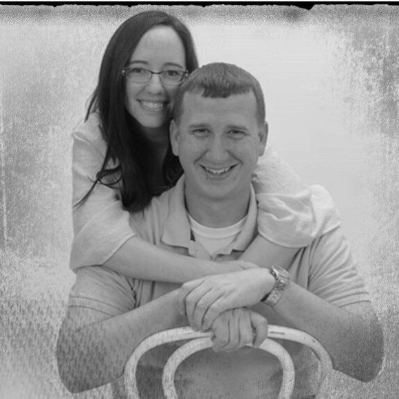 Profile Picture of Amanda Chambers (@fontlay08) on Poshmark