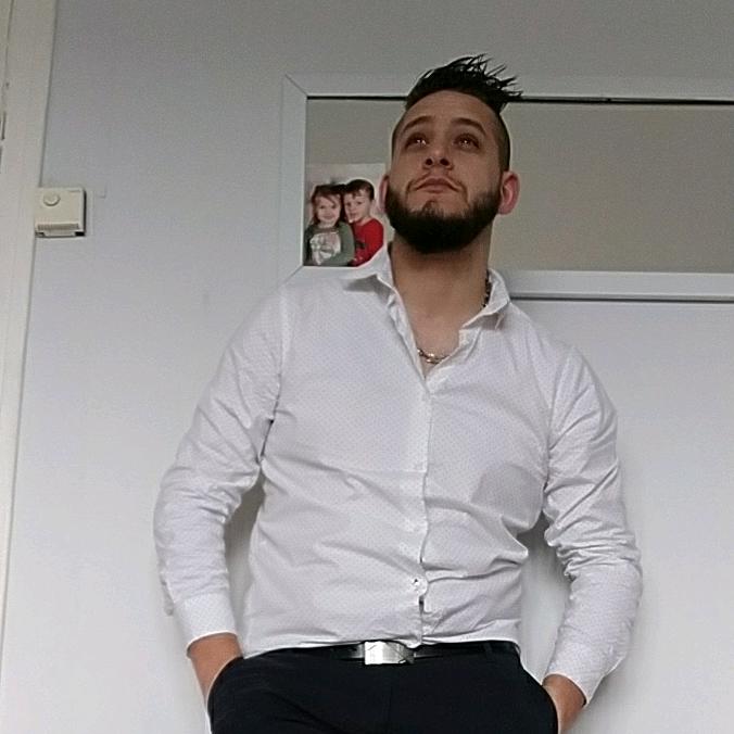 Profile Picture of le_dingue_imparfait (@le_dingue_imparfait) on Tiktok