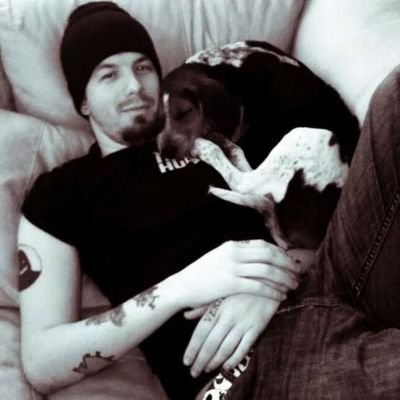 Profile Picture of Aaron Penland (@scumbagpenland) on Twitter