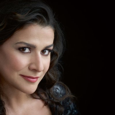 Profile Picture of Cecilia Bartoli (@BartoliOfficial) on Twitter