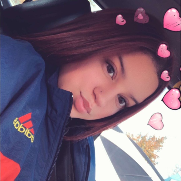 Profile Picture of Aleixxcha Rodriguez (@aleixcha__) on Poshmark