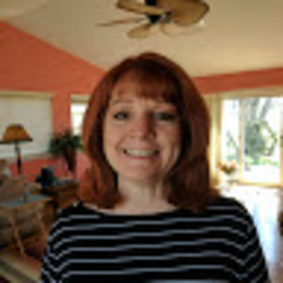 Profile Picture of Doris Halcomb (@dayoung1957) on Poshmark