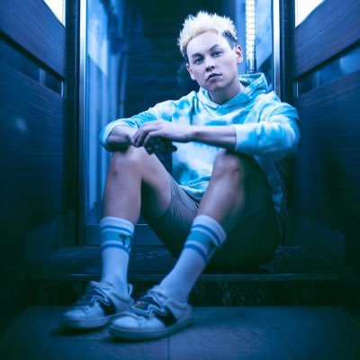 Profile Picture of Drew Ryan Scott (@drewryanscott) on Twitter