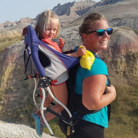 Profile Picture of Renee Allen (@reneeallen712) on Poshmark