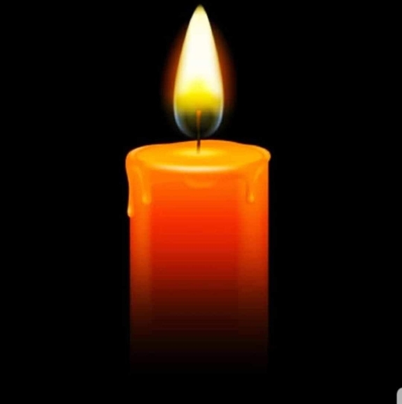 Profile Picture of Mrsjulie Kurtev (@lazylyn03_03) on Poshmark