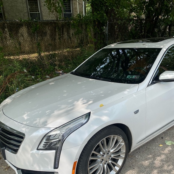 Profile Picture of Tyreek Alsbrooks (@codbron2400) on Poshmark