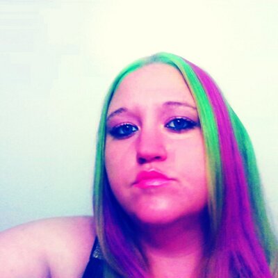 Profile Picture of Crystal Stanford (@CrystalStanfor7) on Twitter