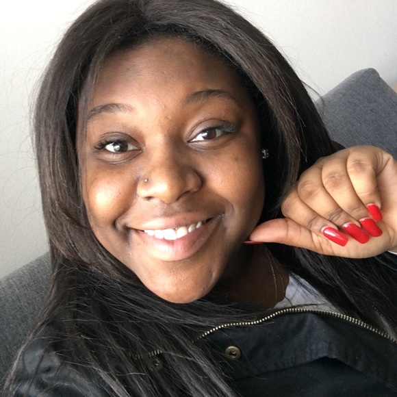 Profile Picture of Jileigha Posley (@jileigha) on Poshmark