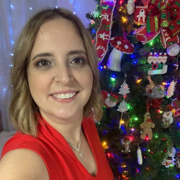 Profile Picture of Marisel Álvarez fig (@marisel1972) on Poshmark