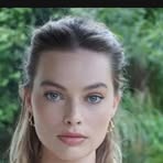 Profile Picture of Julia Olson (@Julia-Olson) on Facebook
