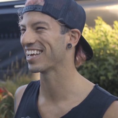 Profile Picture of Josh Dun Vines (@joshdunvines) on Twitter
