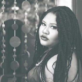 Profile Picture of Rayna Campbell (@OperaGrapes) on Pinterest