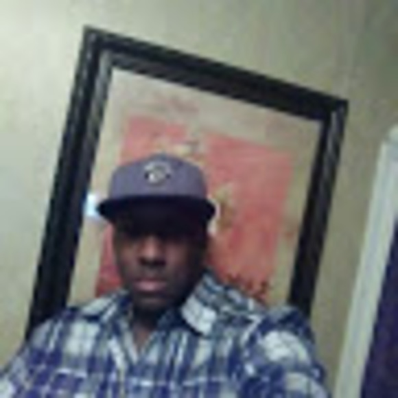 Profile Picture of Tony Teague (@chicagobullstee) on Poshmark