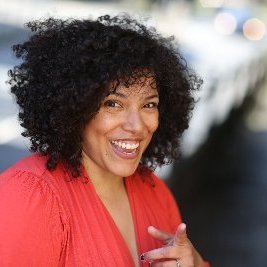 Profile Picture of Paula James (@Paula_James) on Twitter