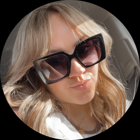 Profile Picture of Jordyn Berends (@jordyn_berends) on Poshmark