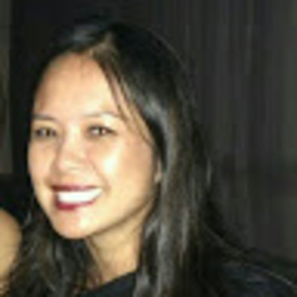 Profile Picture of Joanna Tang (@joanna_tang) on Poshmark