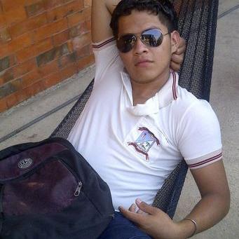 Profile Picture of Carlos Eduardo Encal (@CarlosEncalada) on Twitter