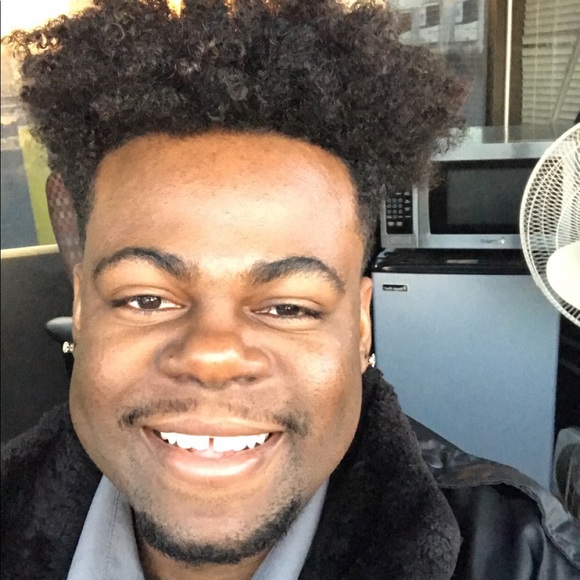 Profile Picture of Bennie Franklin (@bennieboii97) on Poshmark