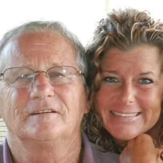 Profile Picture of Lori Petersen (Lori Weinberger) (@LoriWeinbergerPetersen) on Facebook